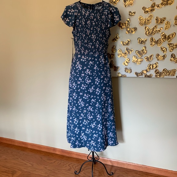 Ali & Jay Smocked Floral Midi Dress blue size Large - Picture 5 of 15
